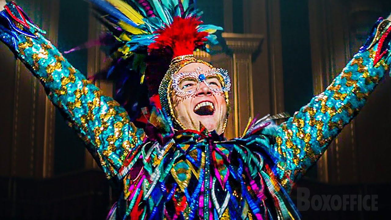 La locura de Elton John dentro y fuera del escenario (Pinball Wizard) | Rocketman | Clip en Español