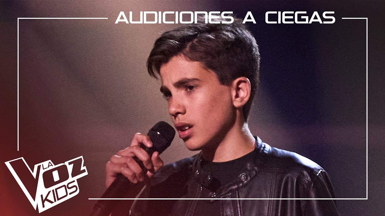 Guillermo Per&eacute;z canta 