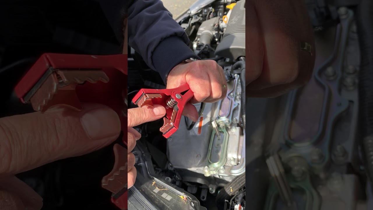 Démarrer une Toyota Yaris Hybride avec câbles