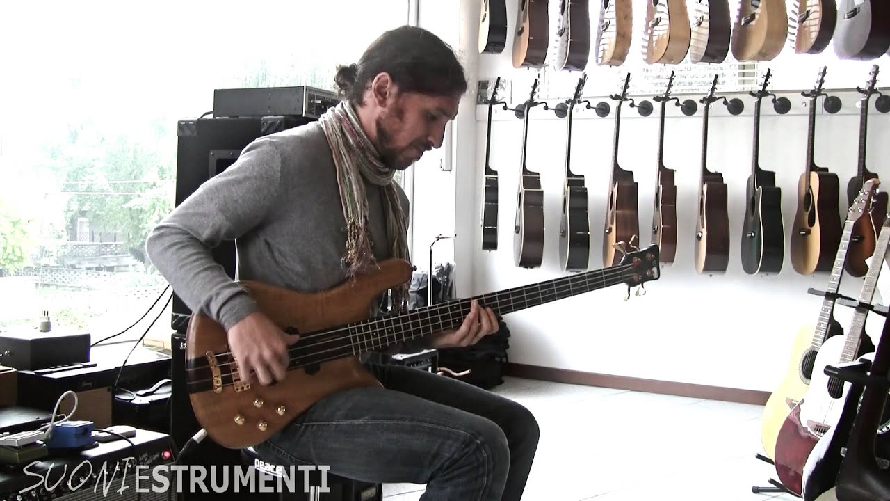 Warwick Streamer Stage I 88 - Vintage Bass! - Demo by Nicola Bruno