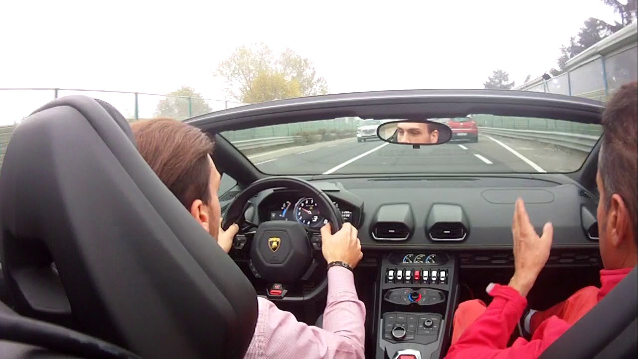 Test Drive Lamborghini Huracan Roadster in Maranello