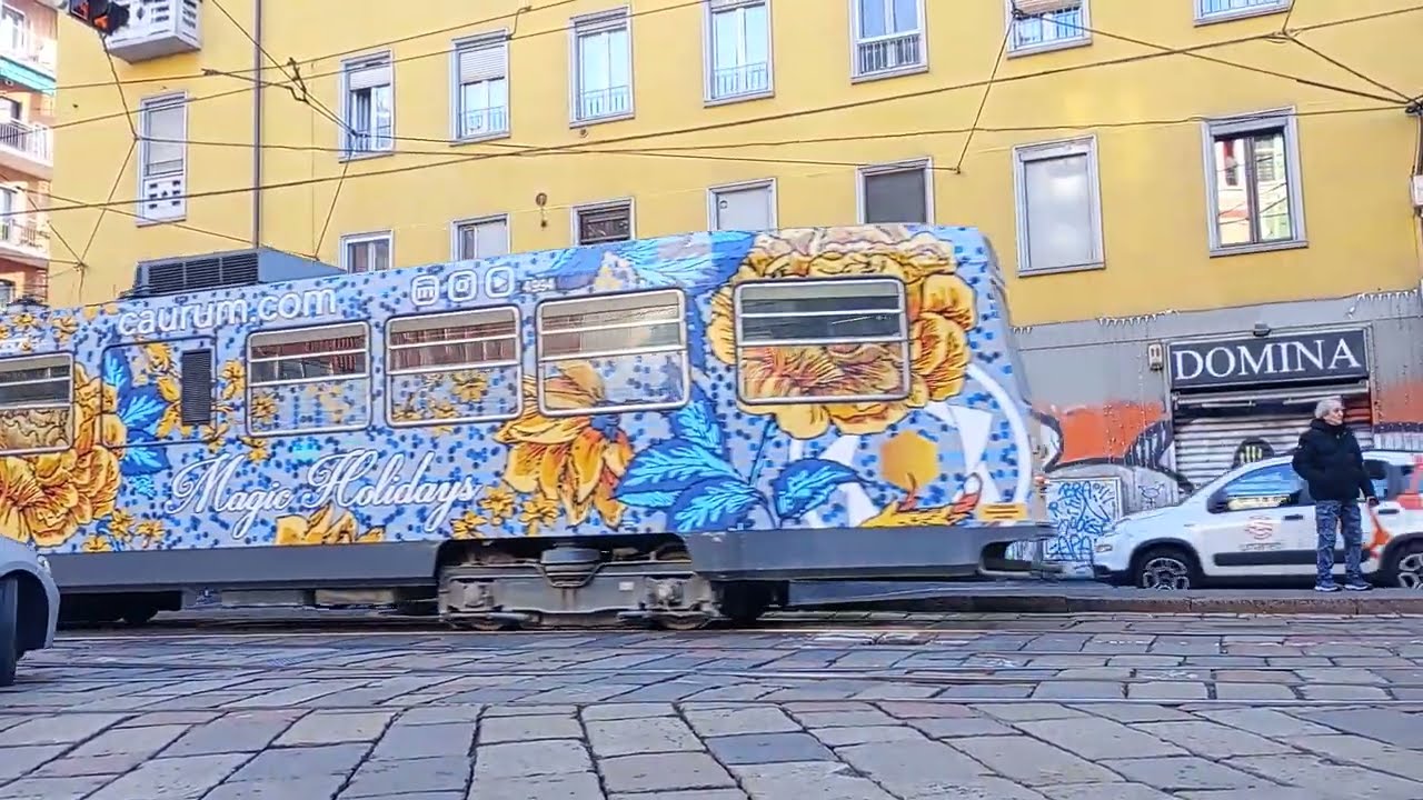 Tram Piazza Curdusio Milan 2025 dic.