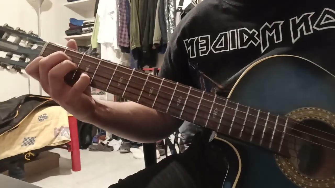 Riff de hoy. Arpegio nostálgico como siempreee