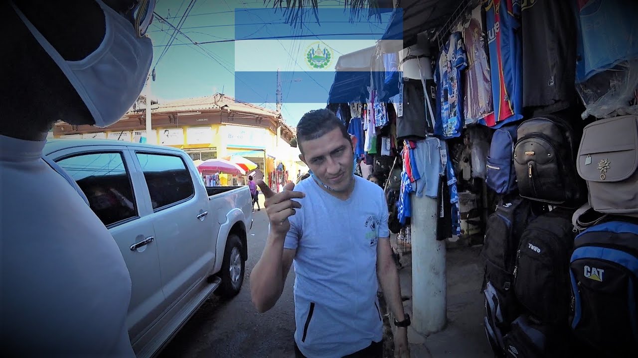 🇸🇻 Avoid This Man in El Salvador! | Street Market