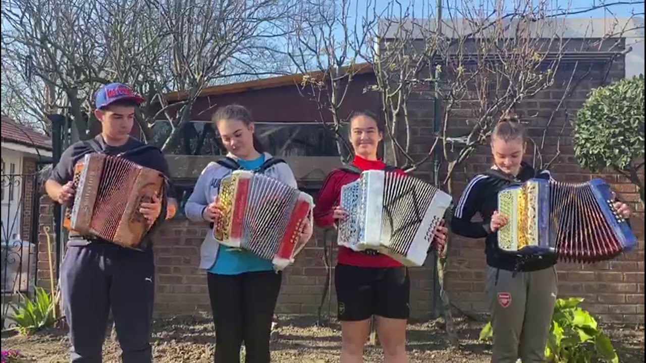 Como tocar CHULA na concertina