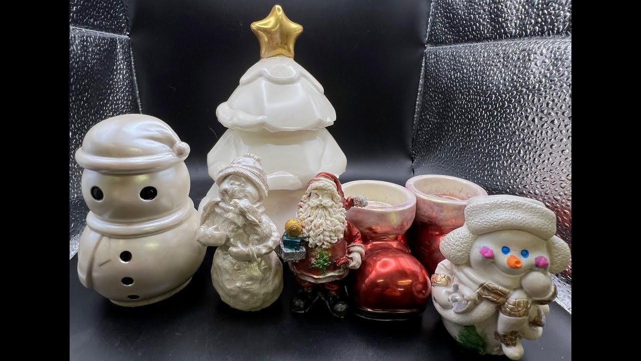 #189 Resin Santa & Snowman
