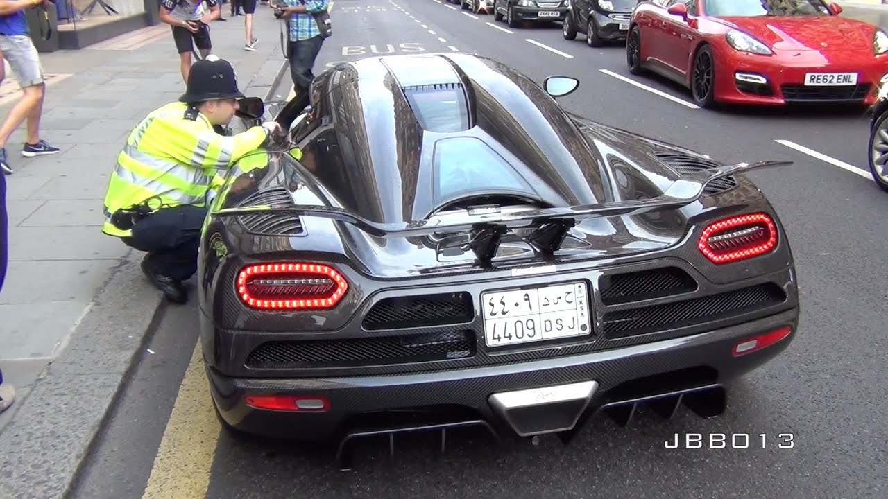 Police vs The Arab Supercars in London!