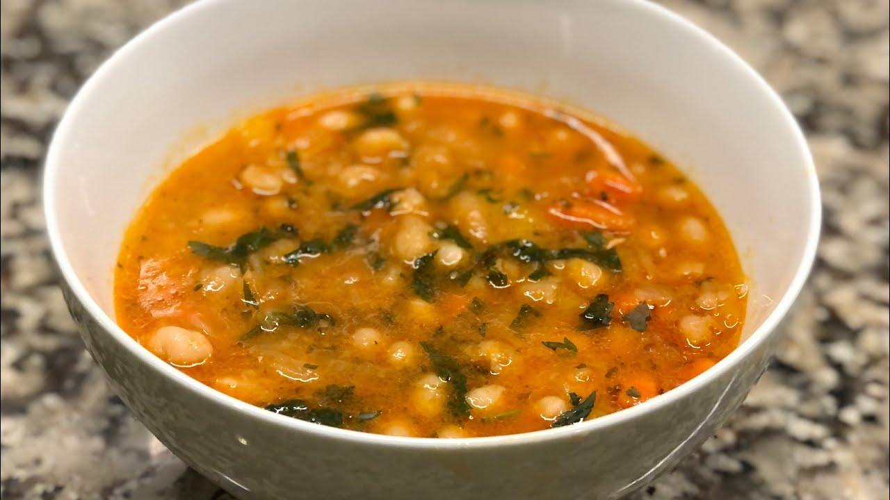 Romanian super healthy and vegan white bean soup - delicious, healthy, and totally satisfying meal
