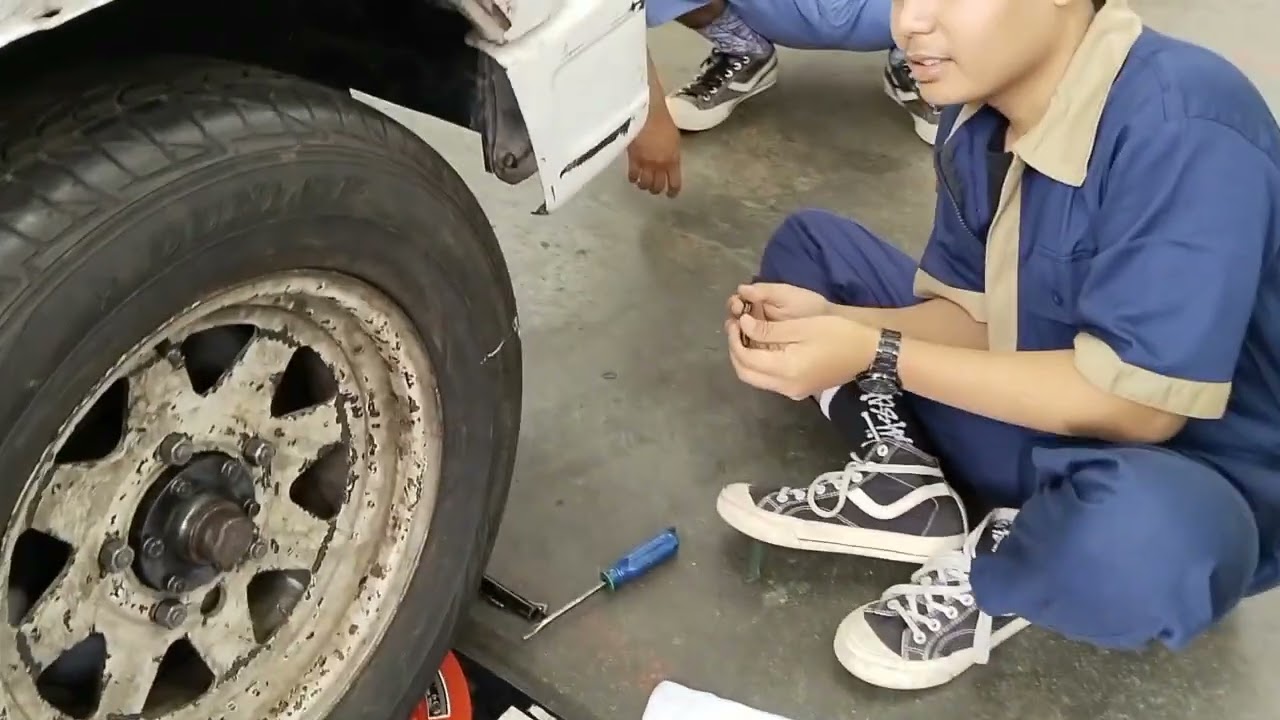 cara spooring pada mobil katana