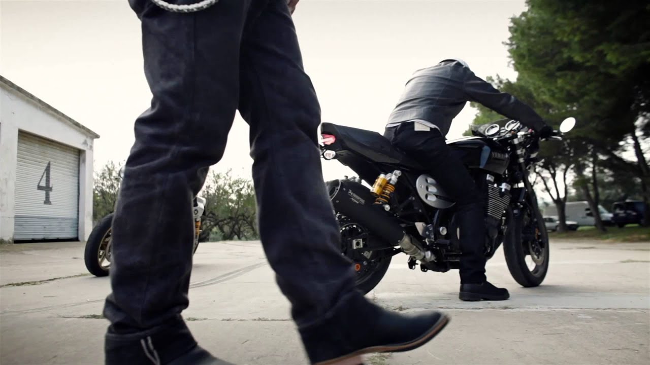 Yamaha XJR1300 Racer