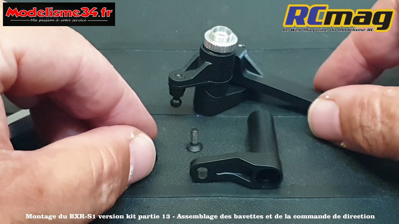 BXR-S1 Montage partie 13 - Assemblage des bavettes et de la commande de direction