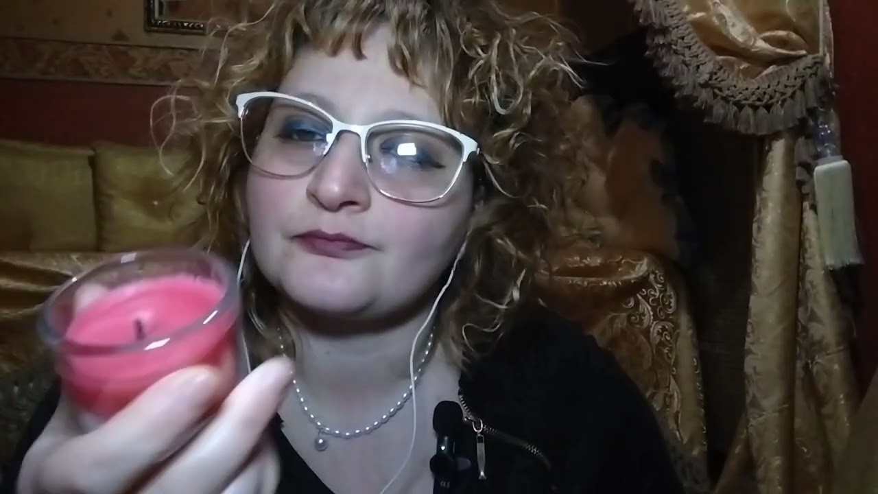 Mostro tutti i miei oggetti e racconto la loro storia ASMR ITA 🧡🧡🌹🌹❤️❤️💚💚