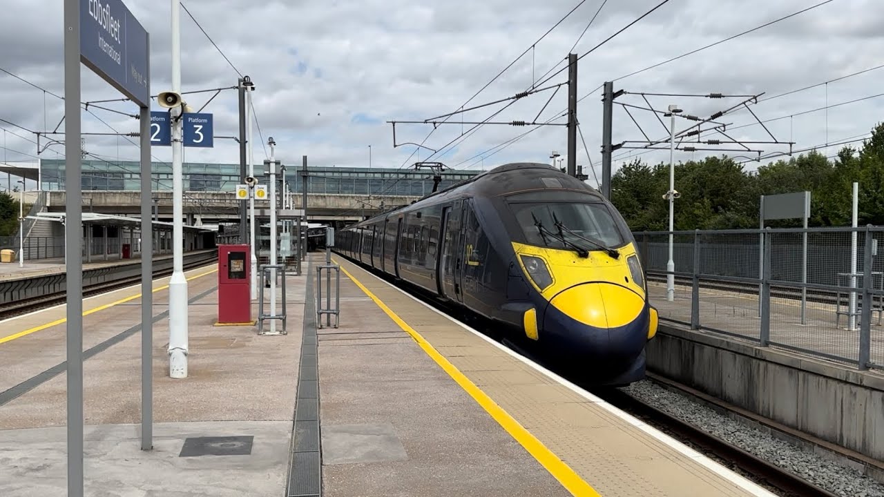 Trains At Ebbsfleet International, HS1, 11/07/23