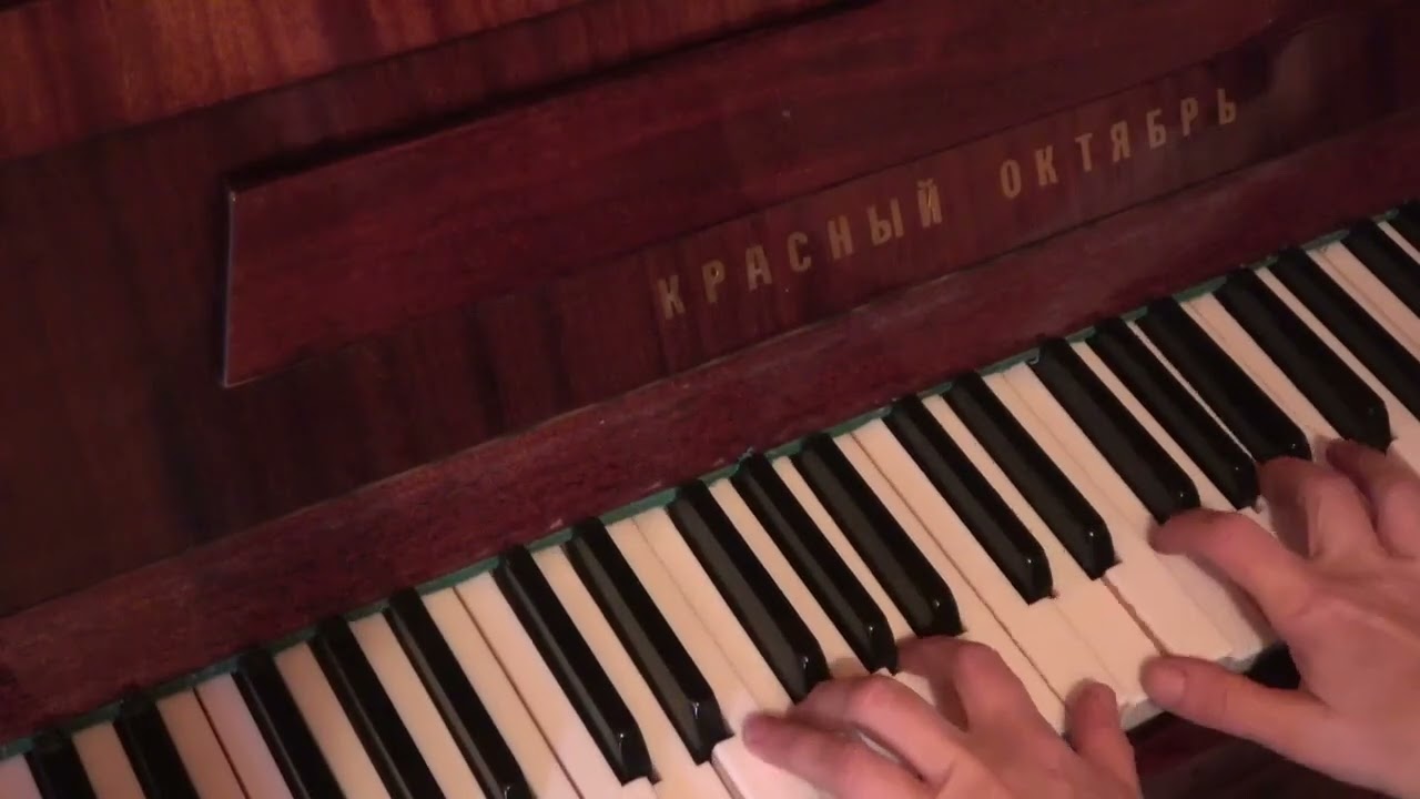 От Сувенира к Сувениру.  Д.  Руссос.  Мелодия.  Анонс