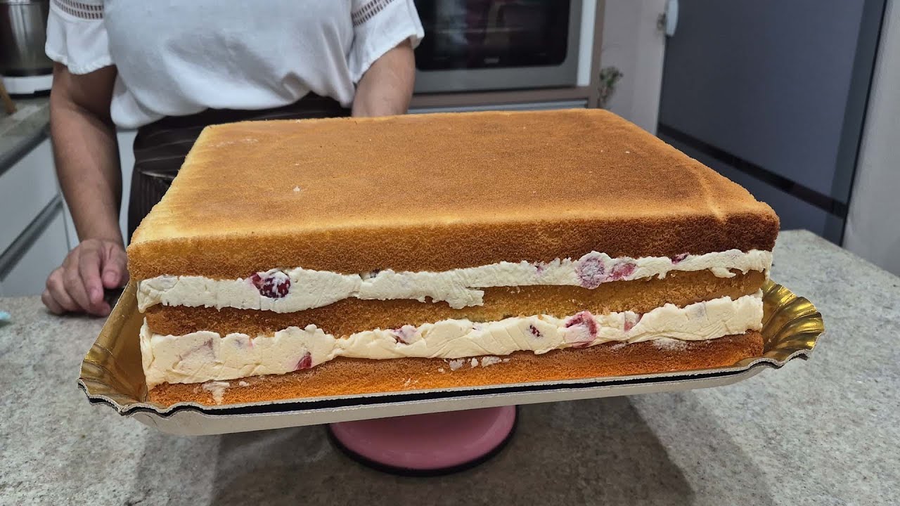 BOLO DE CORTE PARA 65 PESSOAS / ENSINO MASSA RECHEIO E A DECORAÇÃO NESSE VÍDEO @PARIS CAKE DESIGNER