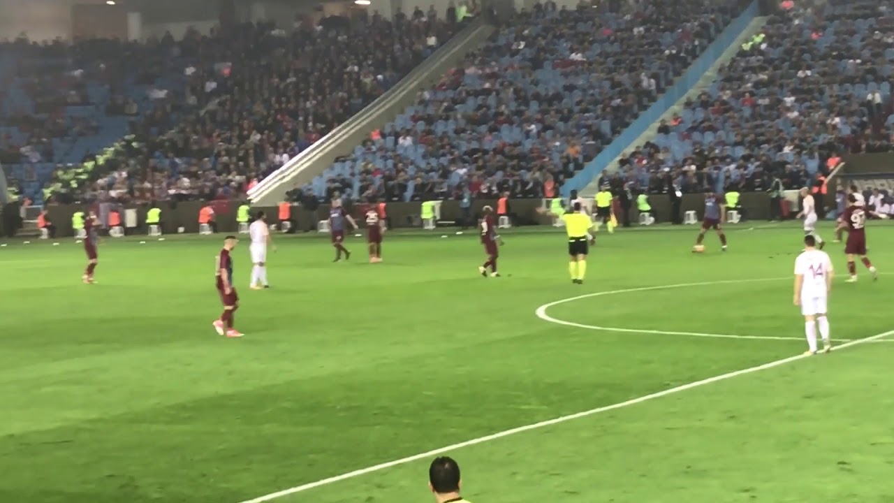 Trabzonspor - 2-1 - Galatasaray - [ İLK 10 DAKİKA ] - Mükemmel Atmosfer..
