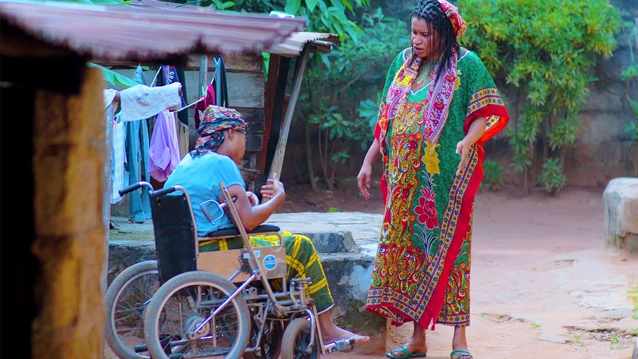 I Never Knew D Poor Old Woman I Helped Is A Rich Queen Looking 4 A Good Wife 4 Her Son D Prince4-NG