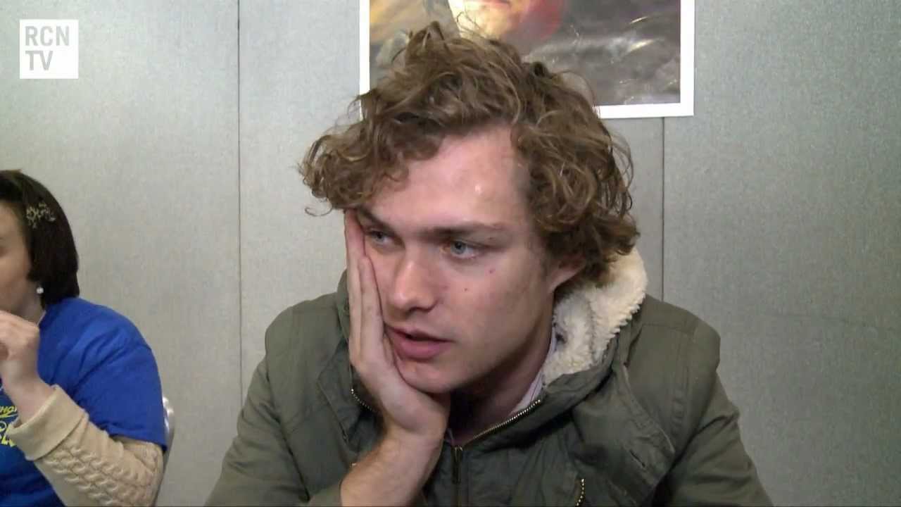 Game Of Thrones Finn Jones Interview - Collectormania 2012