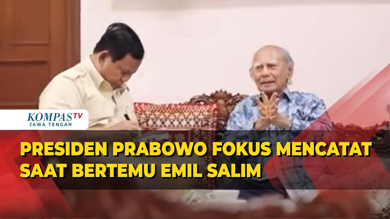 Presiden Prabowo Fokus Mencatat saat Bertemu Emil Salim