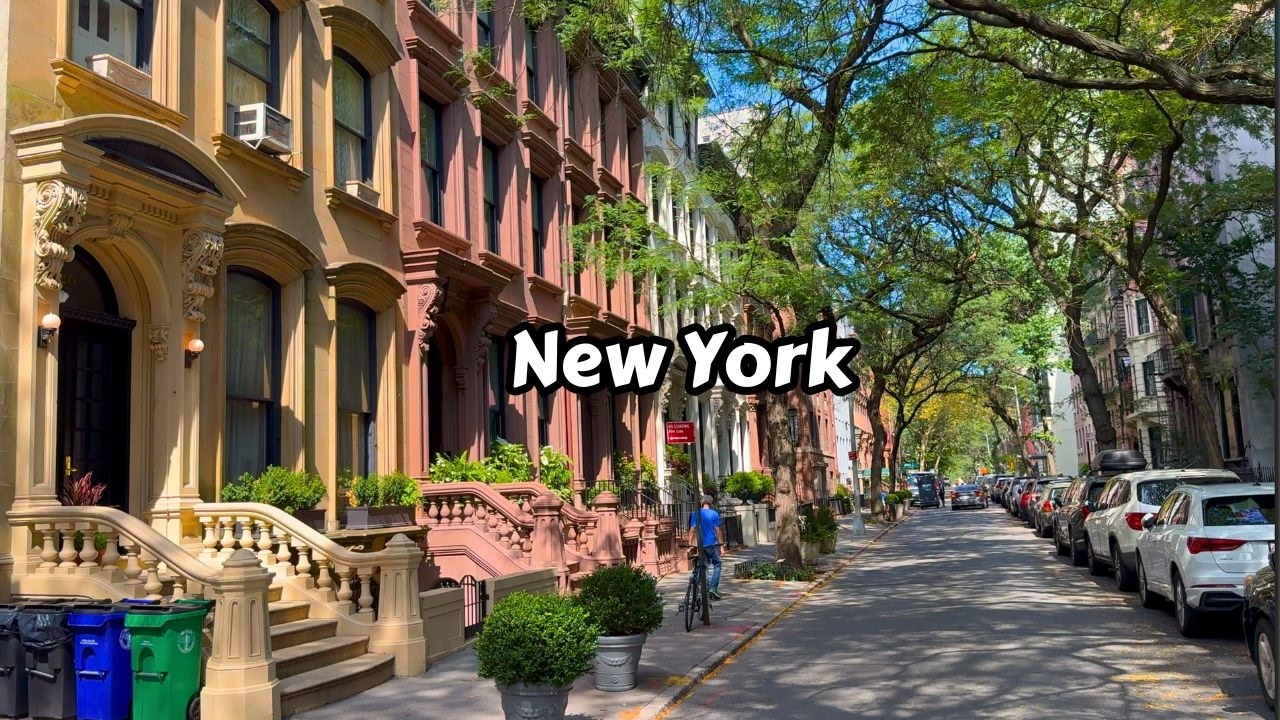 Travel To NYC Magical Tour In Brooklyn Heights New York City