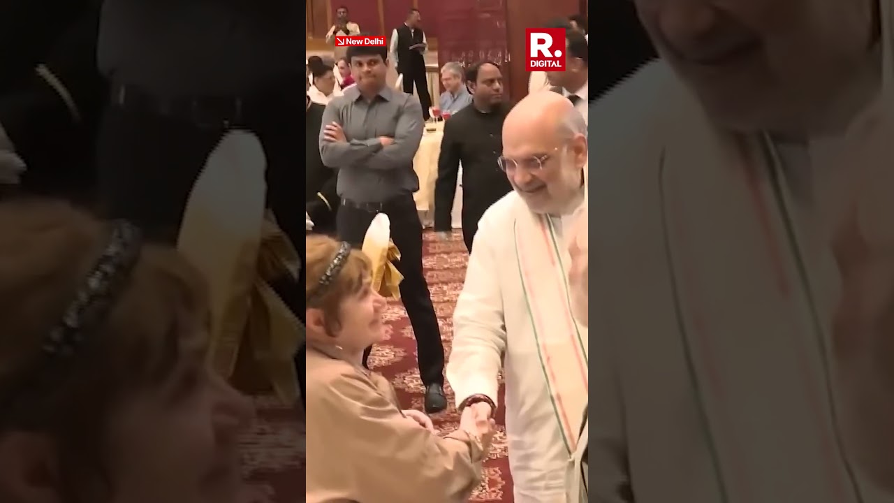 Union Home Minister Amit Shah Hosts Dinner for Padma Awardees