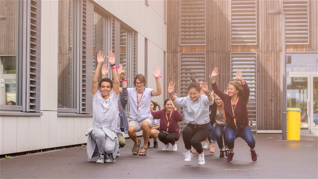 EYP Dance video - What Makes You Beautiful