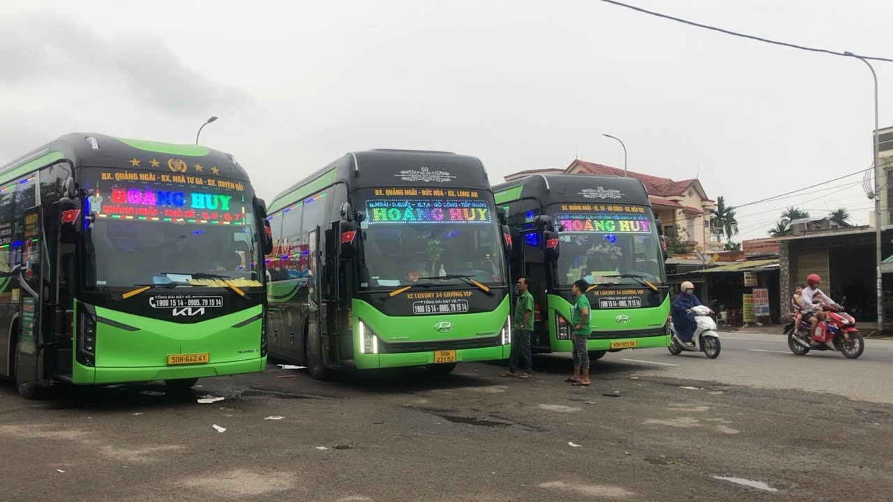 Xe Khách Việt Nam (Ngắm Xe Khách Đón Trả Khách Tại Cầu Sông Vệ) | Tấn Nguyễn 76
