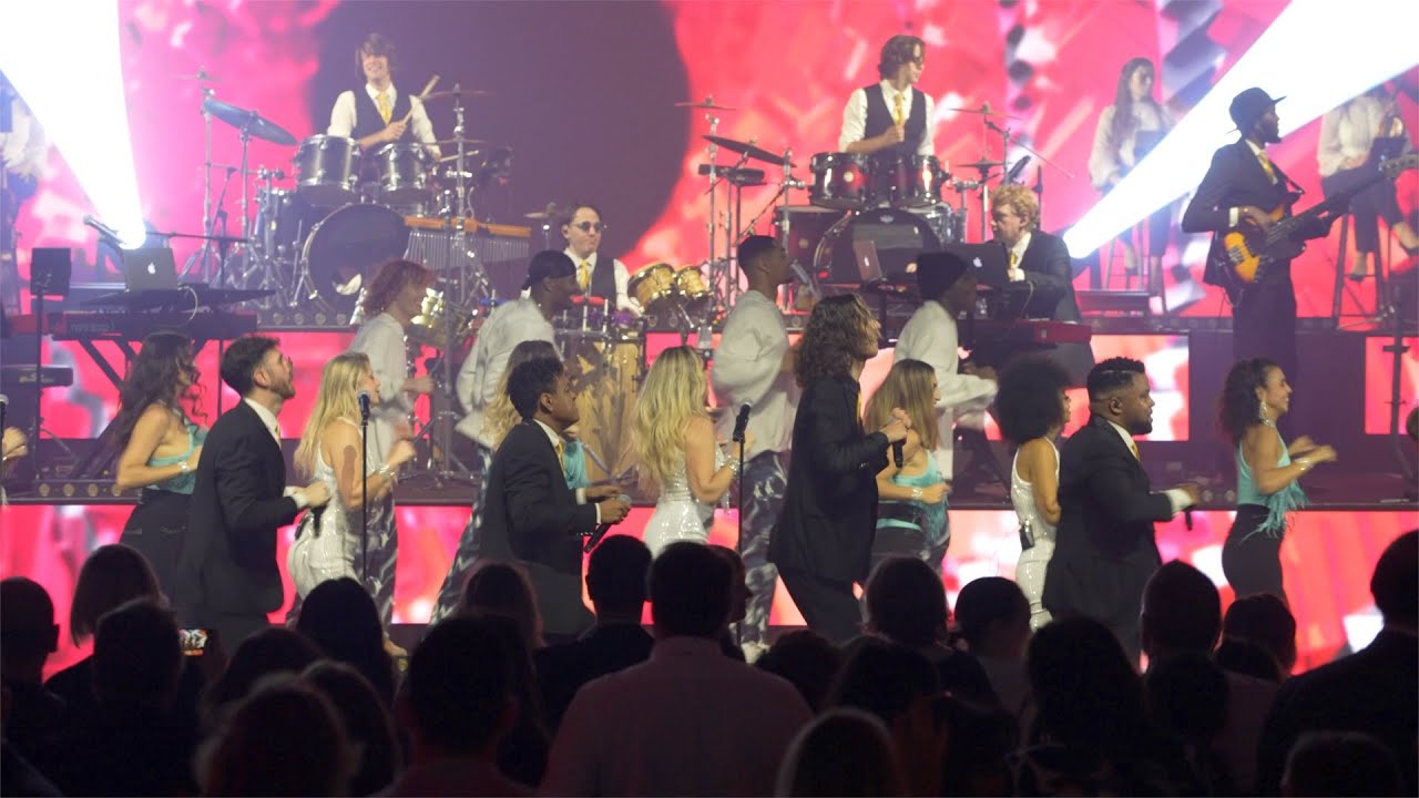 Party Rock Anthem - live in Paris - 