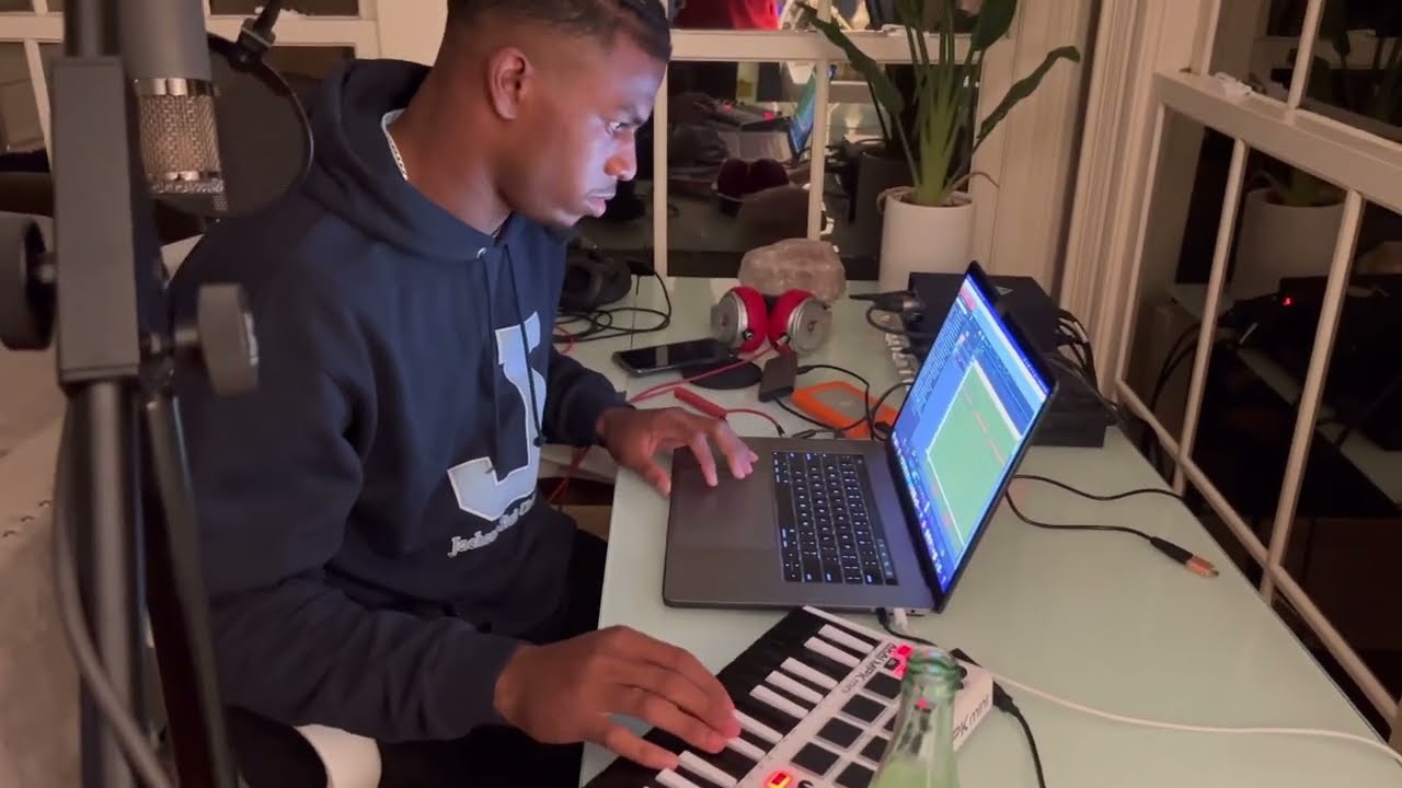 Shilo Sanders makes a beat from scratch for Deion Sanders Jr