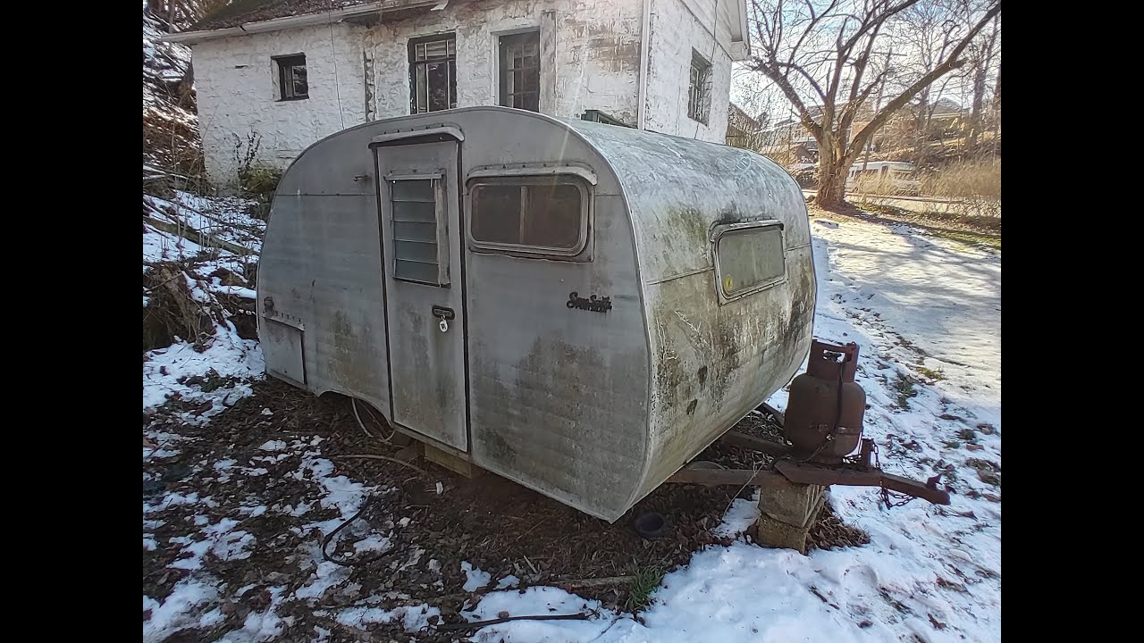 AS FOUND - Exploring a 1959 Scotty Camper