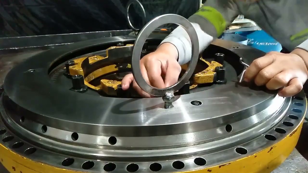 Caterpillar Final Drive (Brake Spring loaded)