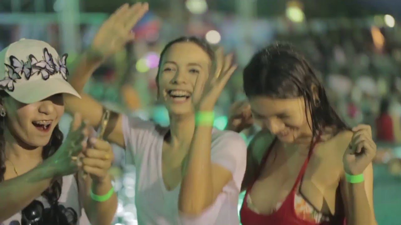 themall splash pool party 2016