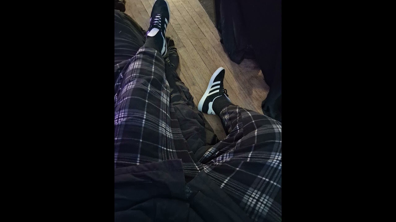 Alice Anderson - Hehww II