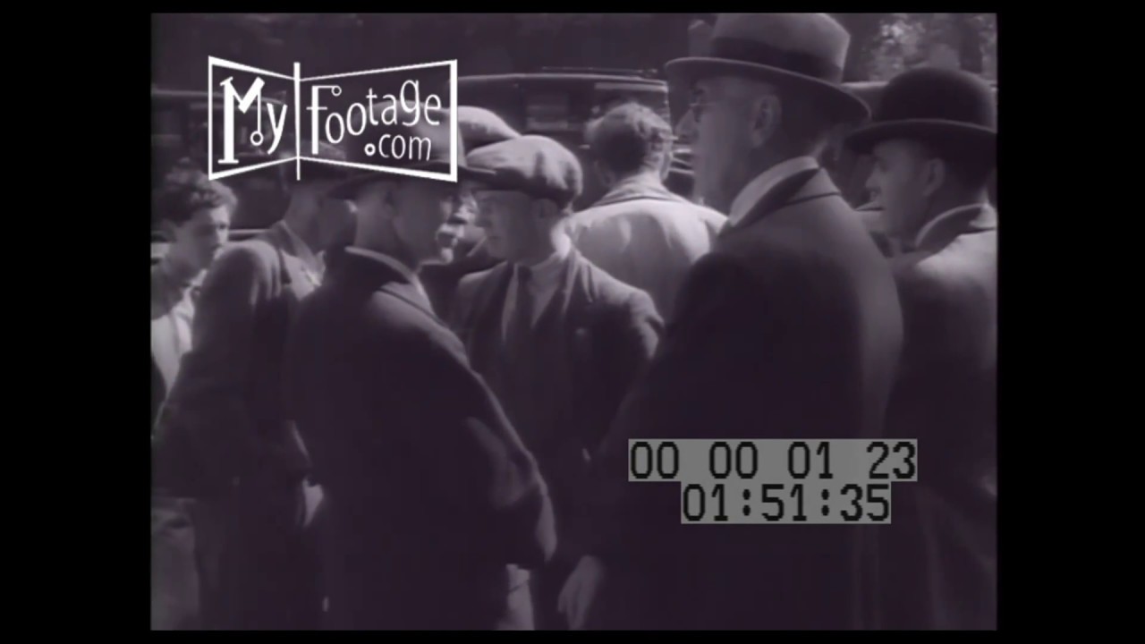 1938 London Newspaper Headlines (Silent)