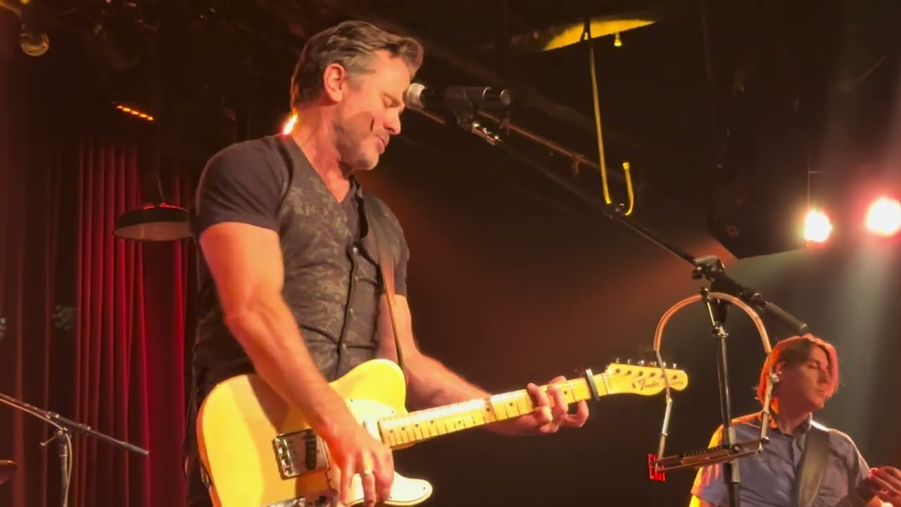 Charles Esten, “In a Bar Somewhere”, The Birchmere. November 2023