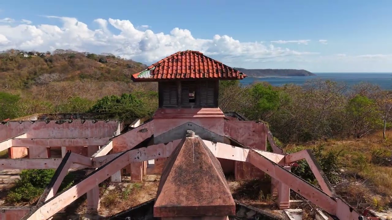 Ruinas y mirador La Roca, Caldera, Puntarenas
