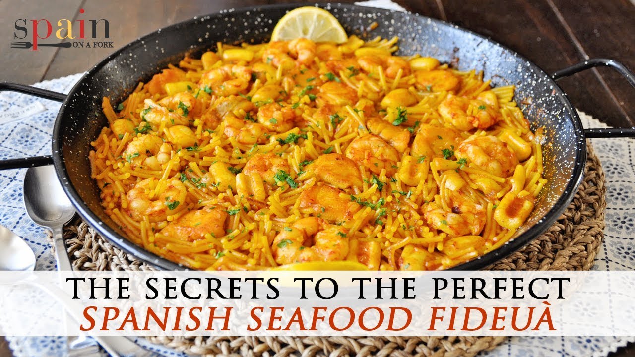 Authentic Spanish Seafood Fideuà Recipe from Valencia