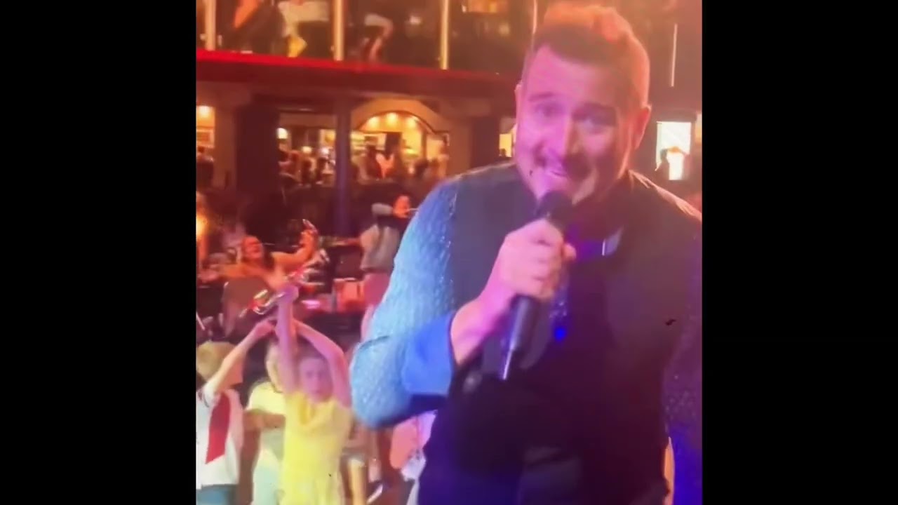 Brett Brooks Southampton Singer SHOWREEL