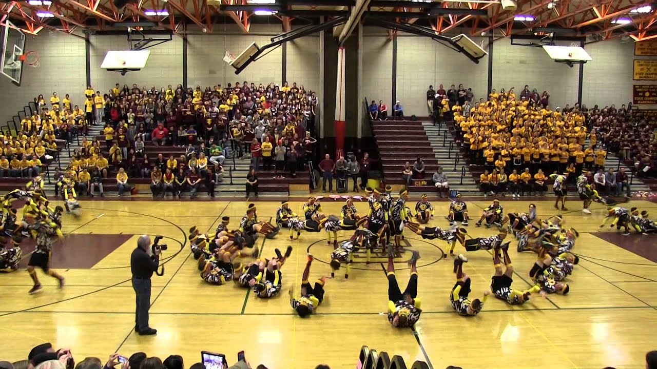 Sheehan Powderpuff Cheerleaders 2015