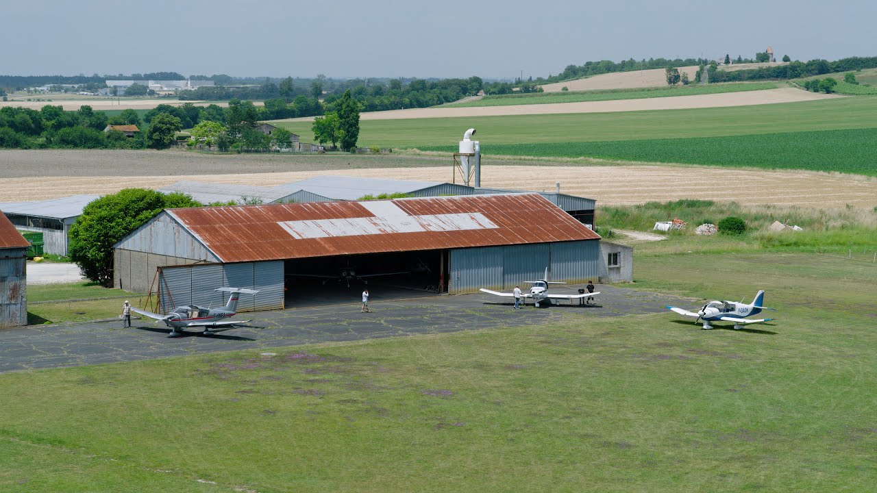 Aircraft take-off - DJI Inspire 3 8K - Drone Shot