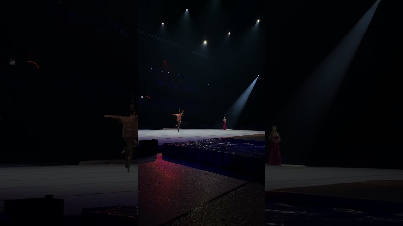 Bungee Hair Suspension: Gym Gala 14/12 /2025 - Marjolein Acke & Oona De Cleyn