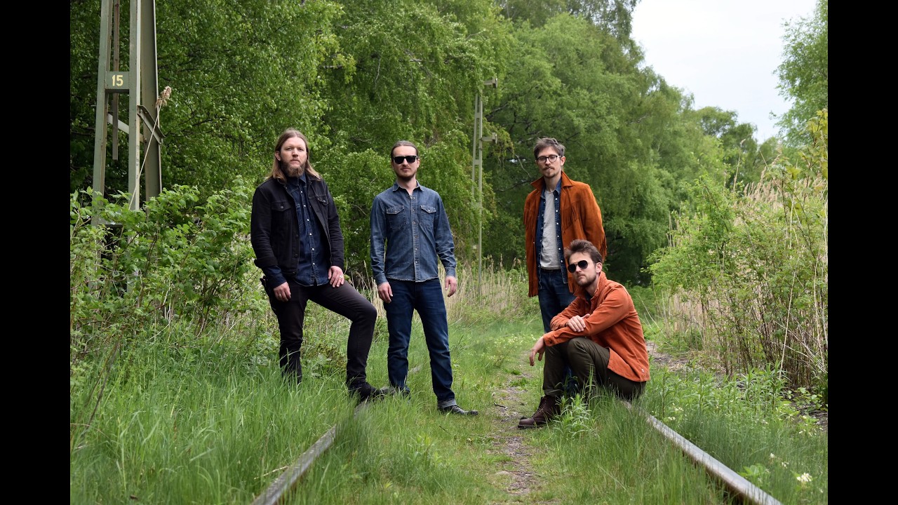 Flod – Blodad Tand "Bloody tooth" (Live in Studio)