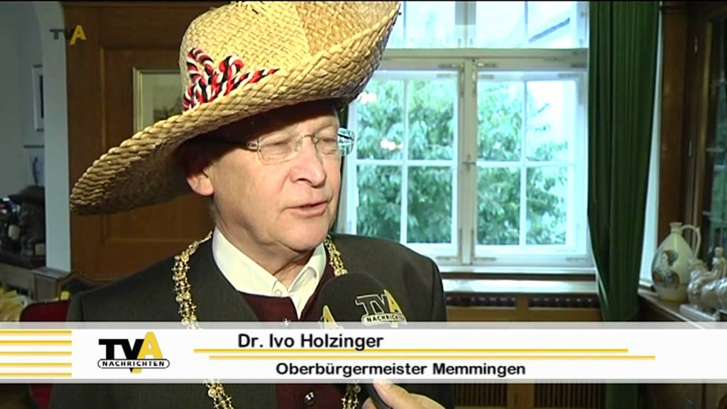Von Kopf bis Fuß nass: 1200 Männer trotzen beim traditionellen Fischertag Memmingen dem Regen
