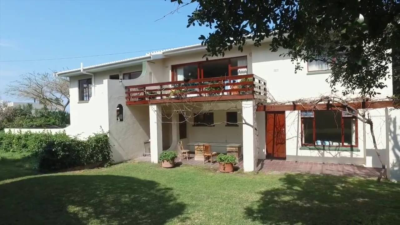 Hermanus Property Sales | 5 Bedroom House for Sale in Voelklip
