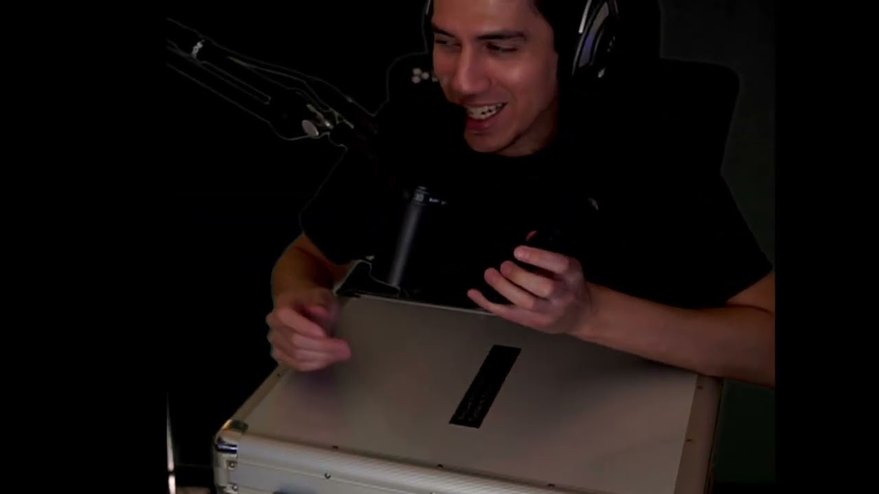 Resident Evil Care Package! (Extemely amateur unboxing) THANKS CAPCOM!