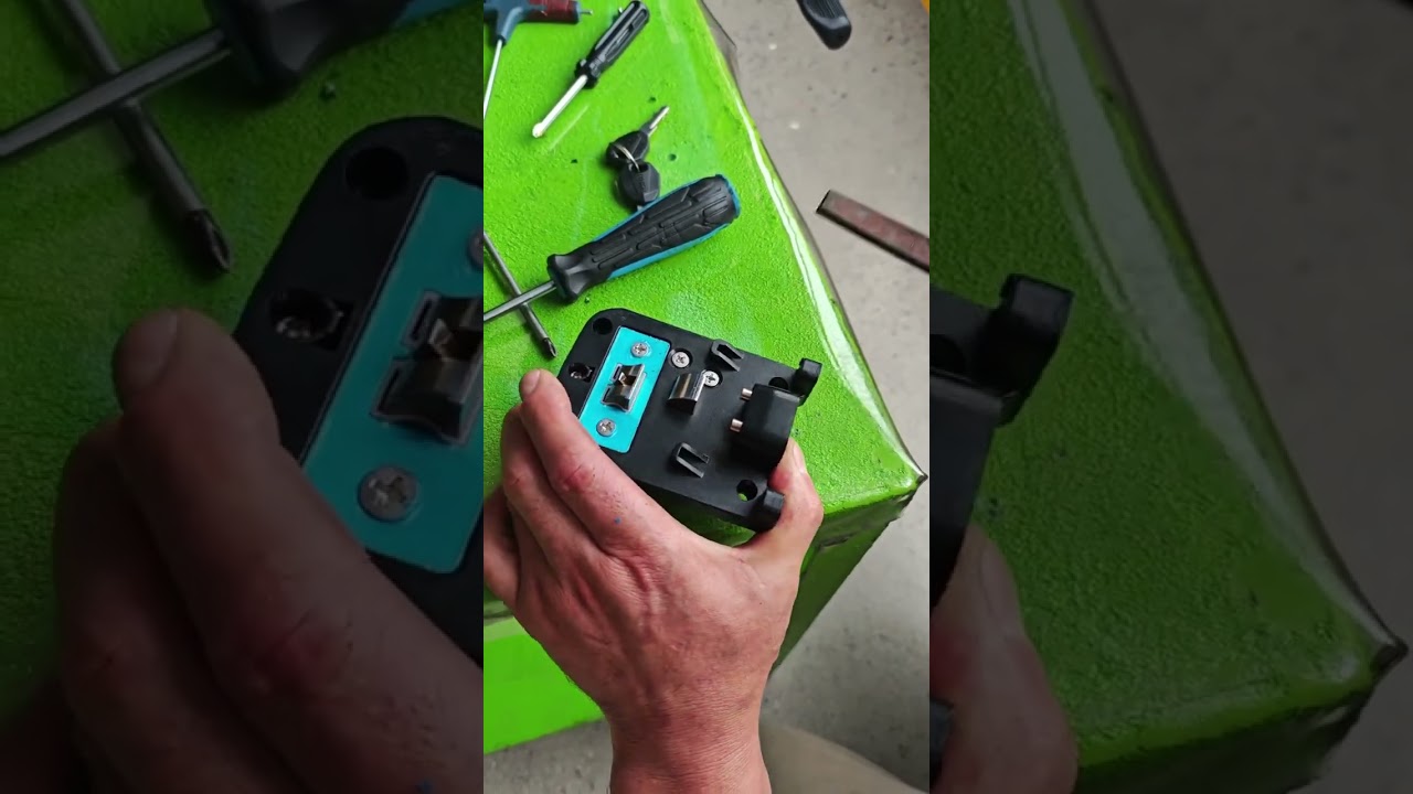 Solution for the M1M2 PRO battery that cannot be removed