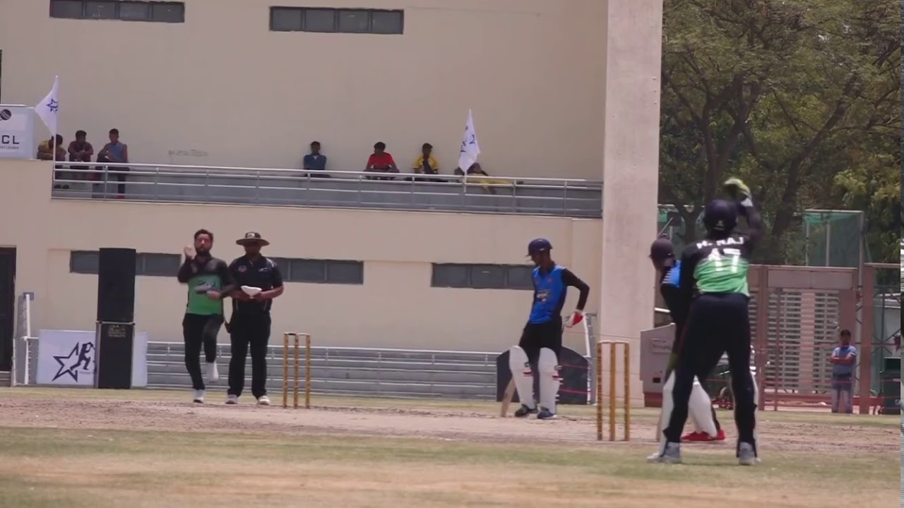 YSCL | YSCL ka Chris Gayle | Young Stars League | 2 Ball 8 Runs | 2 Fours on 2 Balls