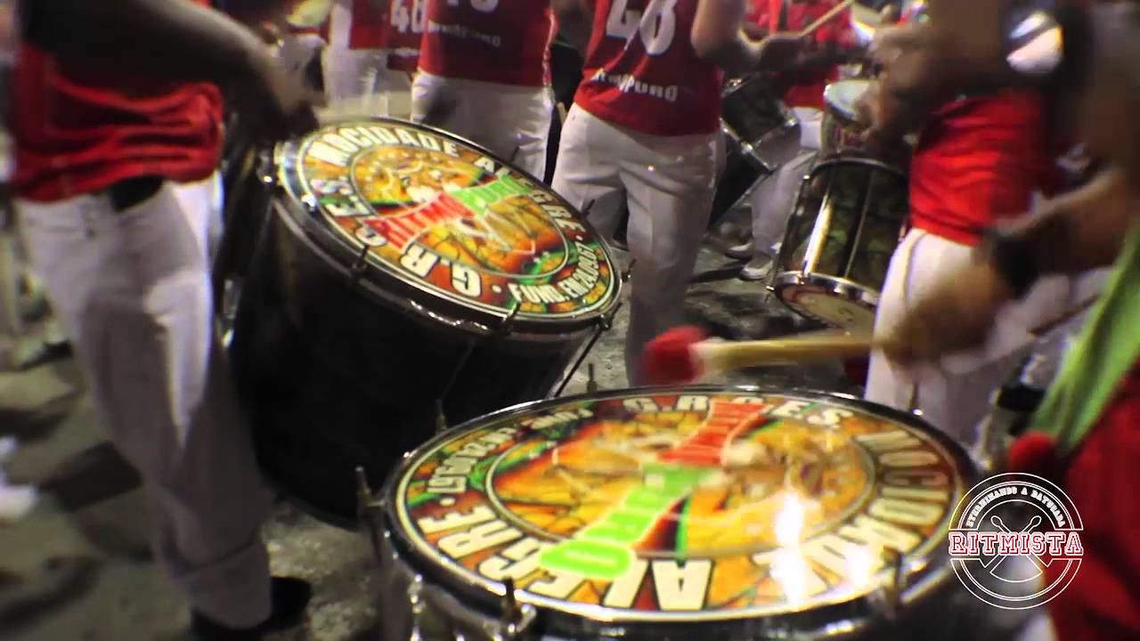 Mocidade Alegre - Desenho Surdo de Terceira 2016