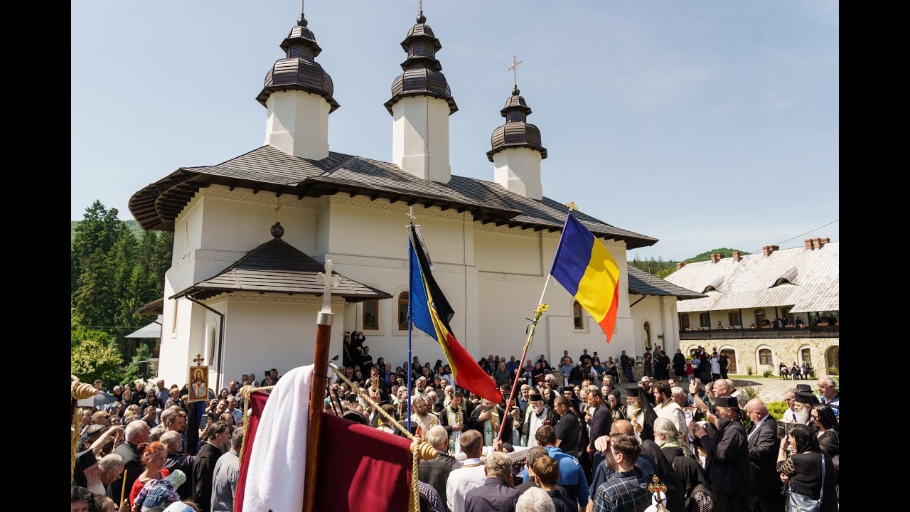 Arhimandritul Laurențiu Niță, condus pe ultimul drum la Mănăstirea Almaș