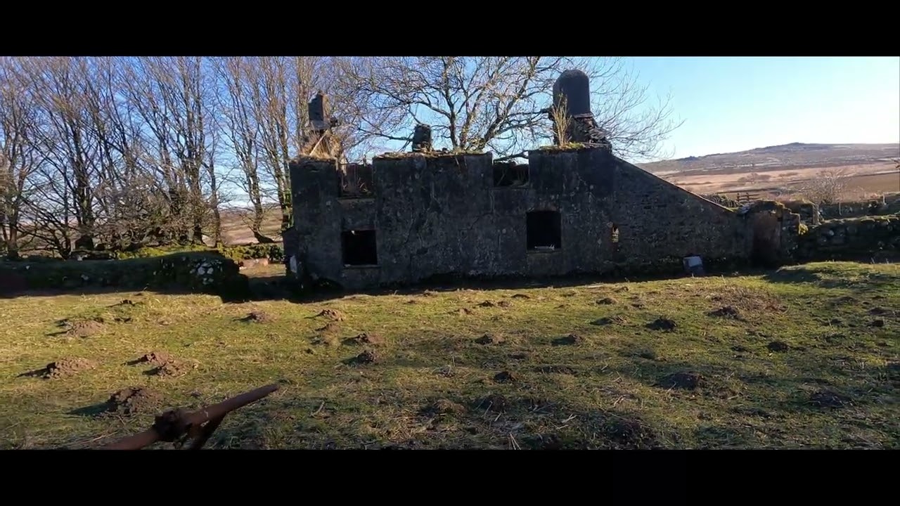 Abandoned farm house on the edge of Dartmoor